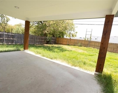 3817 Winfield Avenue - Photo Thumbnail 36