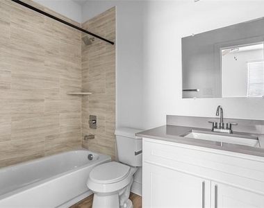 2509 Benbrook Boulevard - Photo Thumbnail 8