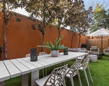 3424 Gillespie - Photo Thumbnail 26