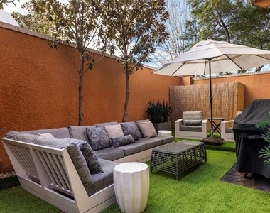 3424 Gillespie - Photo Thumbnail 27