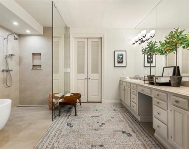 3424 Gillespie - Photo Thumbnail 18