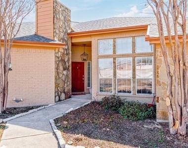 115 Kenwick Court - Photo Thumbnail 4