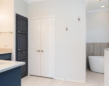 115 Kenwick Court - Photo Thumbnail 23