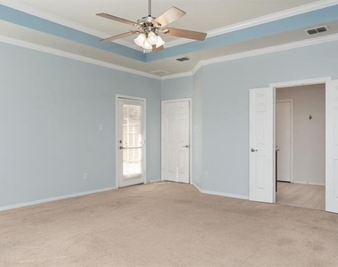 115 Kenwick Court - Photo Thumbnail 19