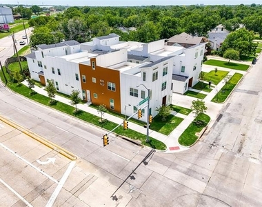 2505 Benbrook Boulevard - Photo Thumbnail 2