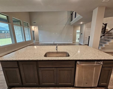 1740 Jamestown Drive - Photo Thumbnail 4