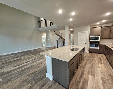 1740 Jamestown Drive - Photo Thumbnail 17
