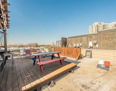 3911 Gilbert Avenue - Photo Thumbnail 31