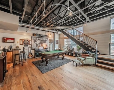 3911 Gilbert Avenue - Photo Thumbnail 9
