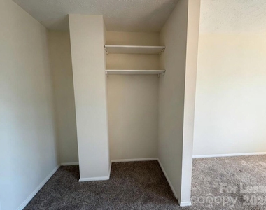9432 Lexington Circle - Photo Thumbnail 16