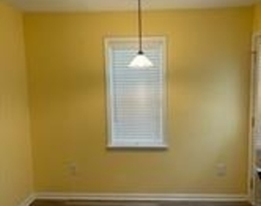 25 Todd Drive Ne - Photo Thumbnail 2