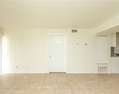 1265 Kendall - Photo Thumbnail 4