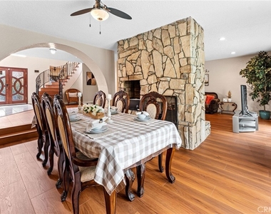1236 E Sierra Madre - Photo Thumbnail 7
