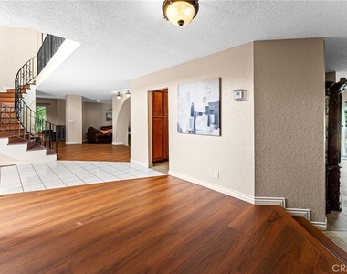 1236 E Sierra Madre - Photo Thumbnail 10