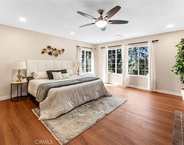 1236 E Sierra Madre - Photo Thumbnail 18