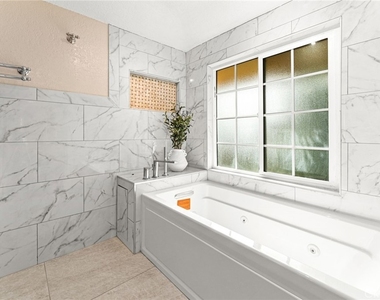 1236 E Sierra Madre - Photo Thumbnail 21