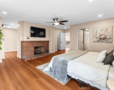 1236 E Sierra Madre - Photo Thumbnail 19