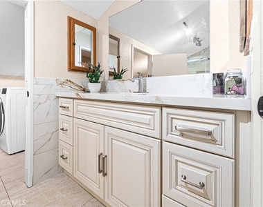 1236 E Sierra Madre - Photo Thumbnail 29