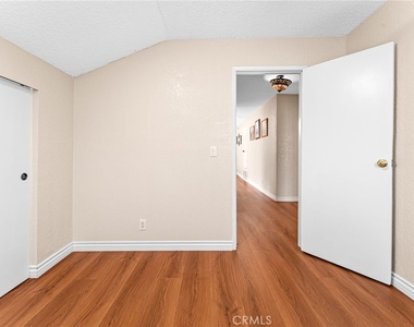 1236 E Sierra Madre - Photo Thumbnail 28
