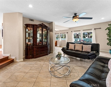 1236 E Sierra Madre - Photo Thumbnail 9