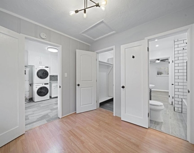 22123 Main St - Photo Thumbnail 19
