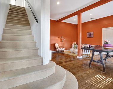 3531 Wonder View Drive - Photo Thumbnail 8