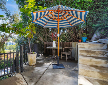 3531 Wonder View Drive - Photo Thumbnail 22