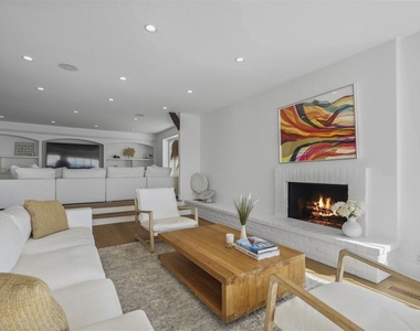 31500 Victoria Point Road - Photo Thumbnail 6