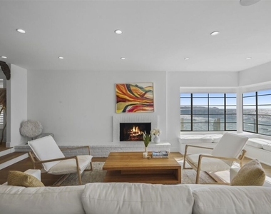 31500 Victoria Point Road - Photo Thumbnail 4