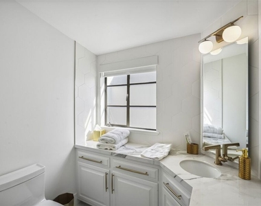 31500 Victoria Point Road - Photo Thumbnail 43