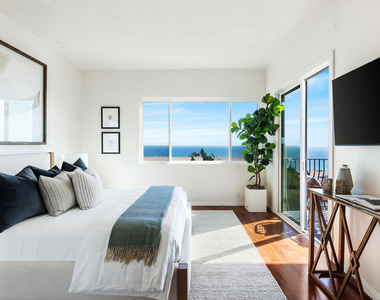 18111 Coastline Drive - Photo Thumbnail 11