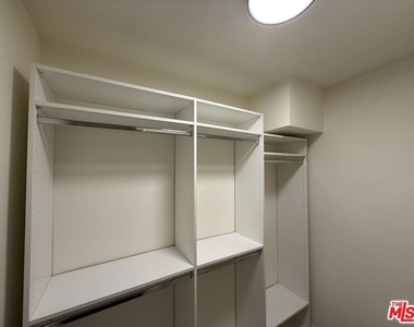 314 S Clark Drive - Photo Thumbnail 41