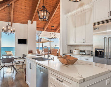 24408 Malibu Road - Photo Thumbnail 15