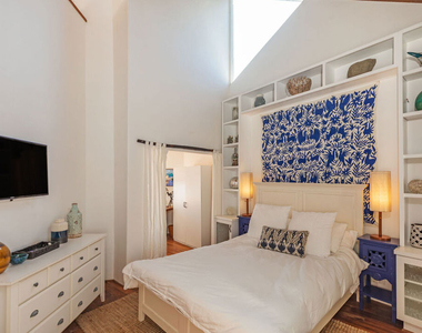 24408 Malibu Road - Photo Thumbnail 25