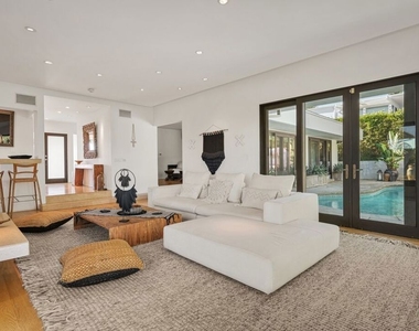 10123 Angelo View Drive - Photo Thumbnail 5