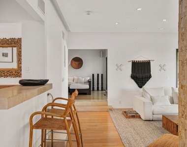 10123 Angelo View Drive - Photo Thumbnail 6