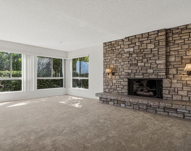 2695 Cordelia Road - Photo Thumbnail 3