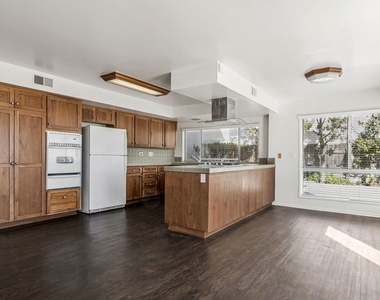 2695 Cordelia Road - Photo Thumbnail 10