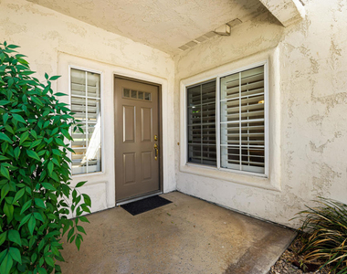 139 Villa Court - Photo Thumbnail 2
