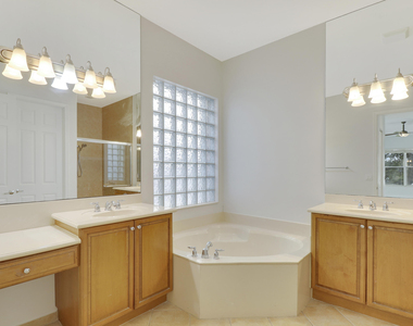 11351 Majestic Acres Terrace - Photo Thumbnail 18