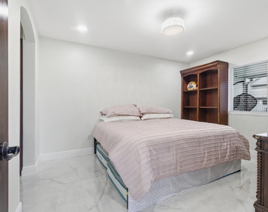 4949 N Highway A1a - Photo Thumbnail 12