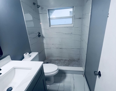 938 Sarazen Drive - Photo Thumbnail 8