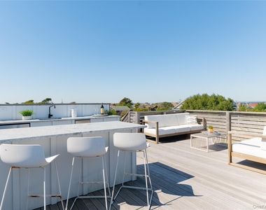 31 Atlantic Avenue - Photo Thumbnail 19