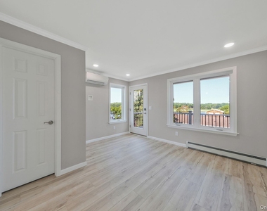 119 Whittier Drive - Photo Thumbnail 16