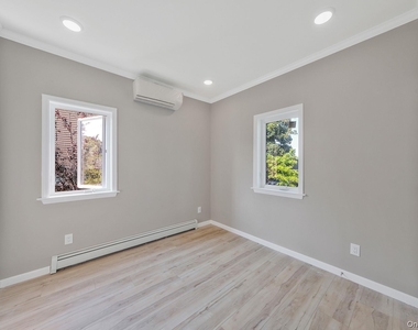 119 Whittier Drive - Photo Thumbnail 9