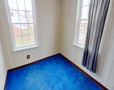 6250 Sterner Drive - Photo Thumbnail 9
