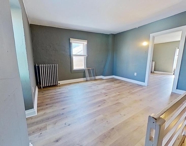 645 W Philadelphia Street - Photo Thumbnail 8