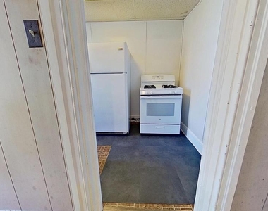 645 W Philadelphia Street - Photo Thumbnail 2