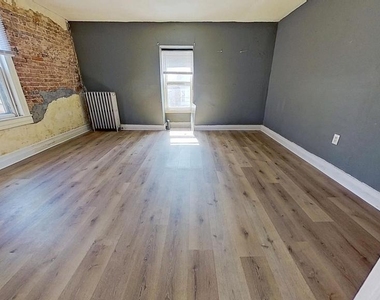 645 W Philadelphia Street - Photo Thumbnail 9