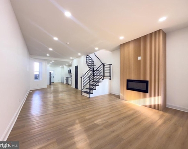 5237 Greenway Avenue - Photo Thumbnail 1